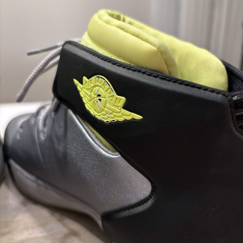 Jordan Men's Melo 1.5 Wolf Grey Volt Ice Leather Basketball Sneakers US Size 9.5 - Picture 10 of 13